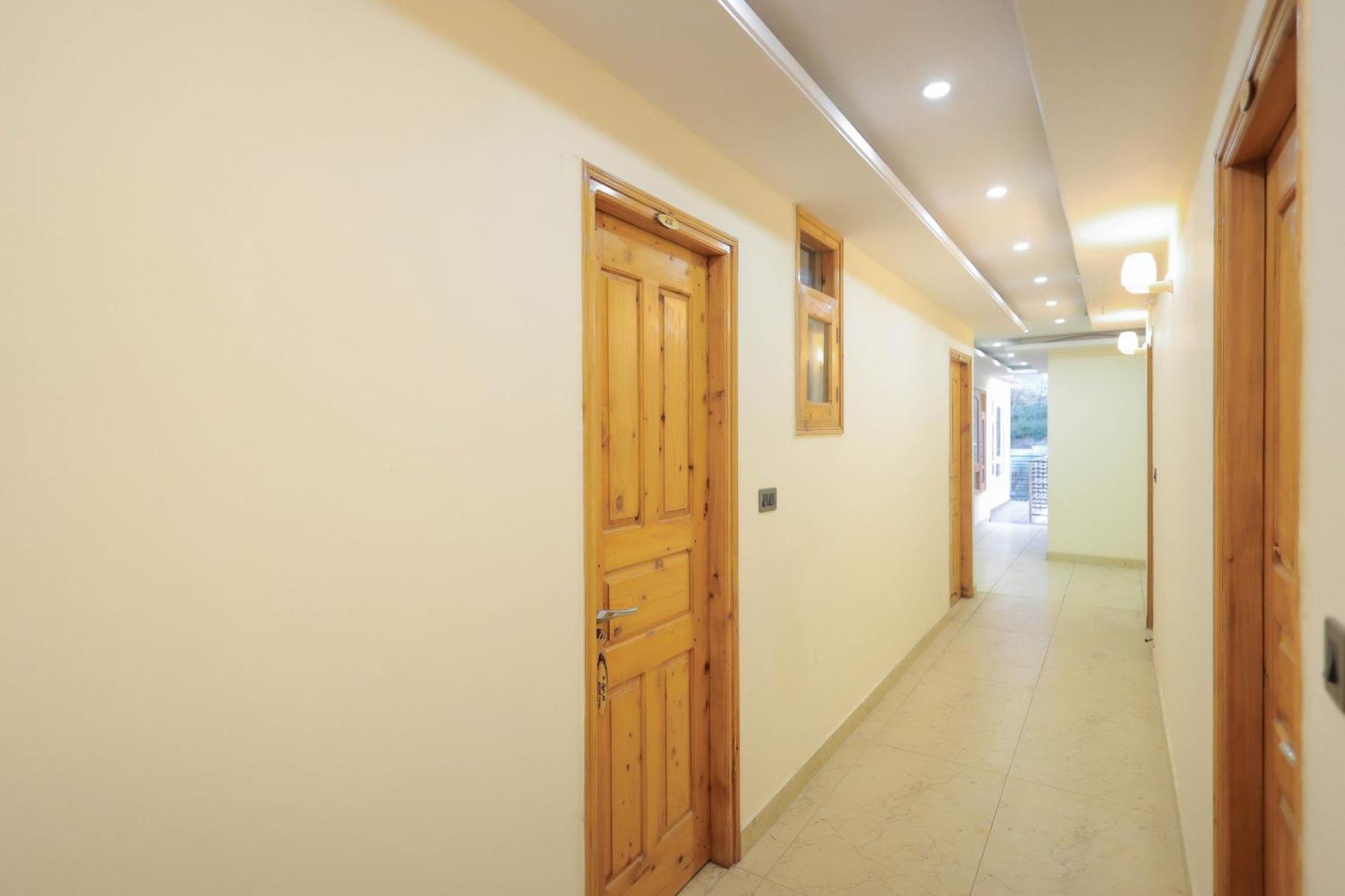 Mystic Hills Retreat Hotel Shimla Buitenkant foto
