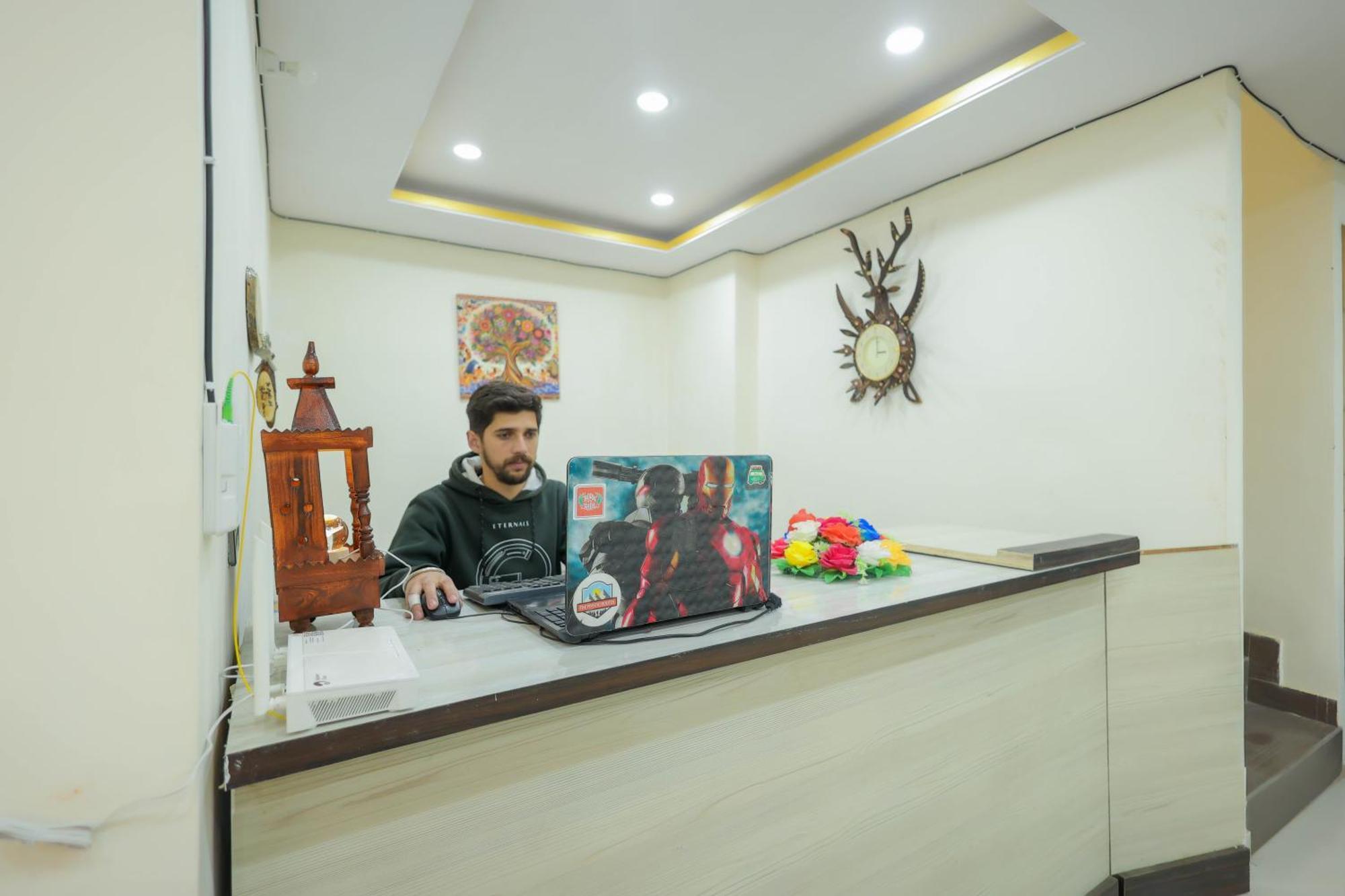 Mystic Hills Retreat Hotel Shimla Buitenkant foto