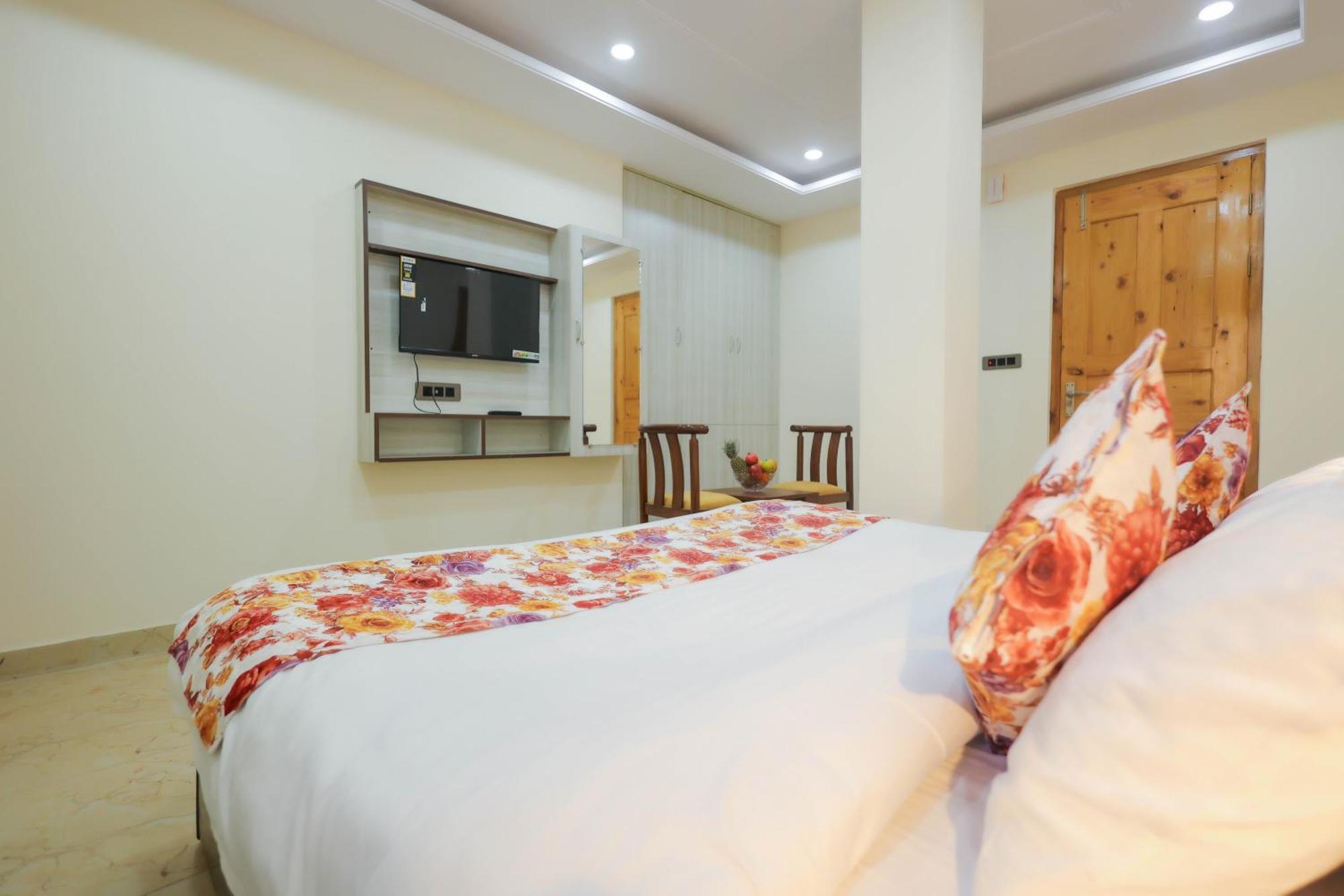 Mystic Hills Retreat Hotel Shimla Buitenkant foto