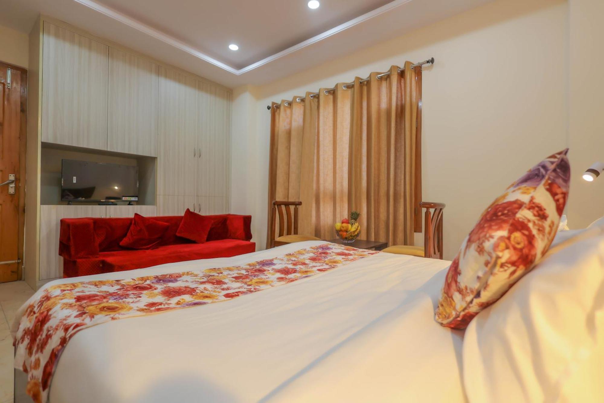 Mystic Hills Retreat Hotel Shimla Buitenkant foto